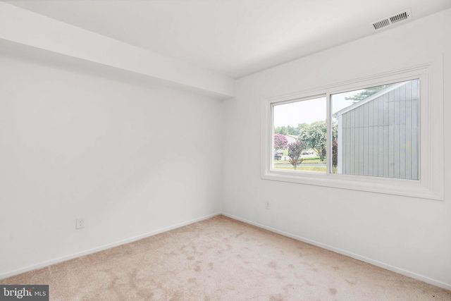 408 ARKANSAS AVE, Herndon, VA 20170