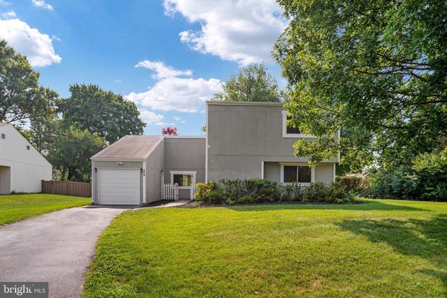 408 ARKANSAS AVE, Herndon, VA 20170