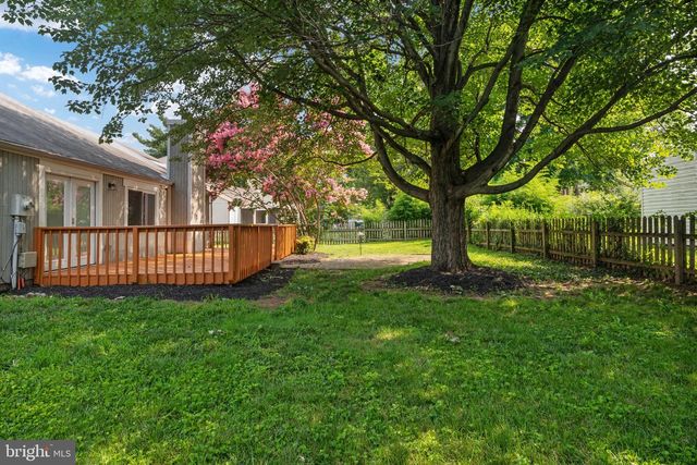408 ARKANSAS AVE, Herndon, VA 20170