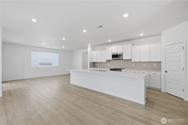 20444 Myrtle Place E, Bonney Lake, WA 98391
