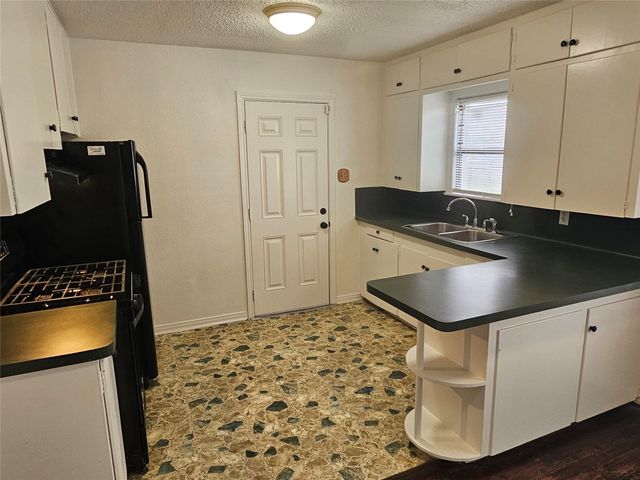 113 E Forrest Lane, Deer Park, TX 77536