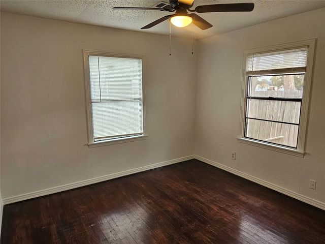 113 E Forrest Lane, Deer Park, TX 77536