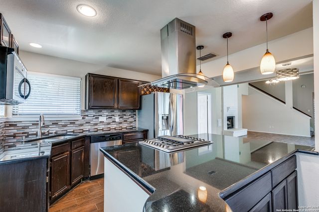 7538 Tantivity, San Antonio, TX 78249