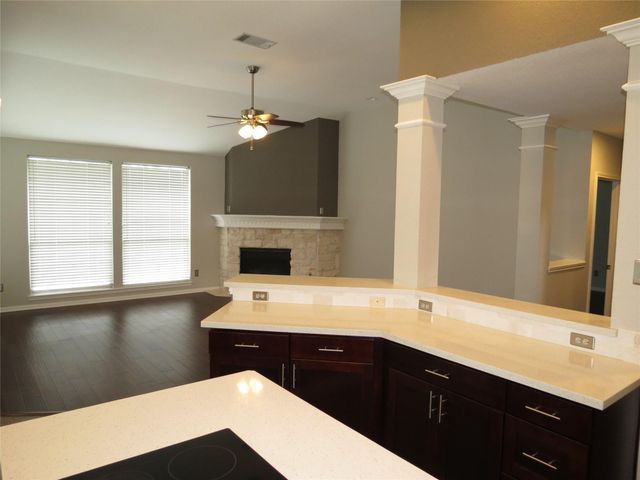 4008 Sable Oaks DR, Round Rock, TX 78664