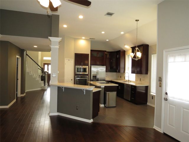 4008 Sable Oaks DR, Round Rock, TX 78664