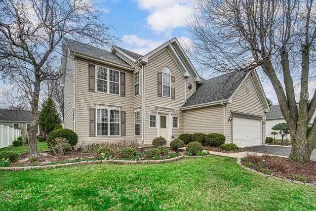 176 Sandalwood Lane, Bolingbrook, IL 60440