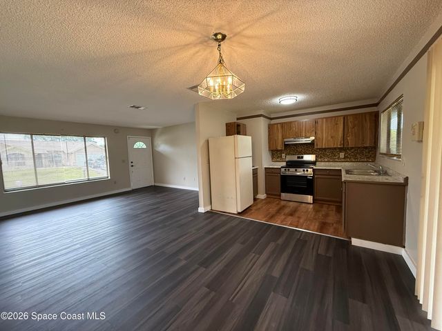 1490 Van Buren Avenue SE, Palm Bay, FL 32909