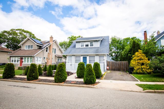 671 Arlington Avenue, Baldwin, NY 11510
