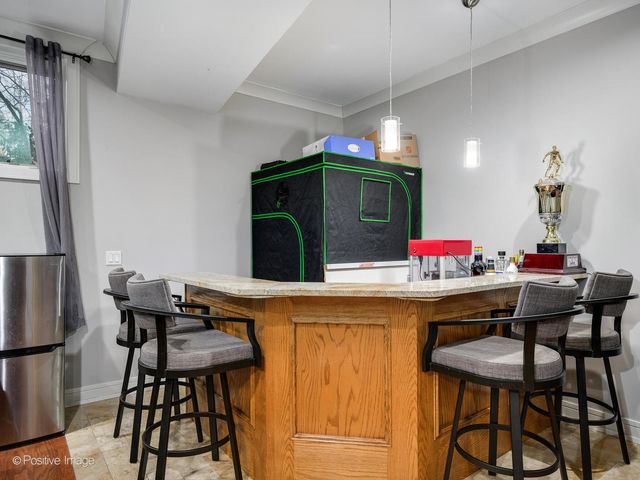 3740 N Pacific Avenue, Chicago, IL 60634