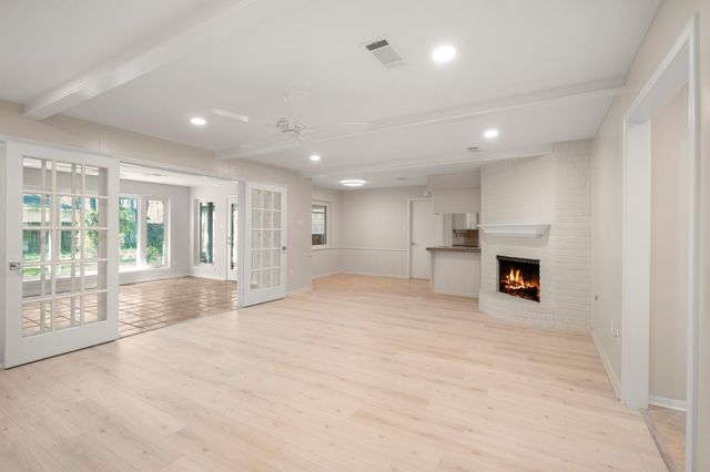 11611 Primwood Drive, Houston, TX 77070