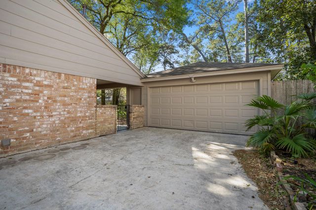 11611 Primwood Drive, Houston, TX 77070