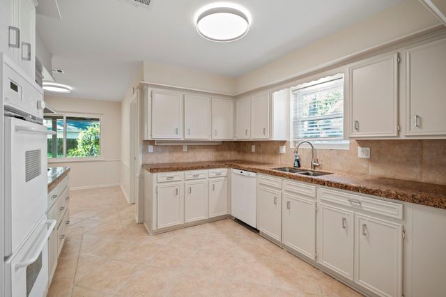 11611 Primwood Drive, Houston, TX 77070