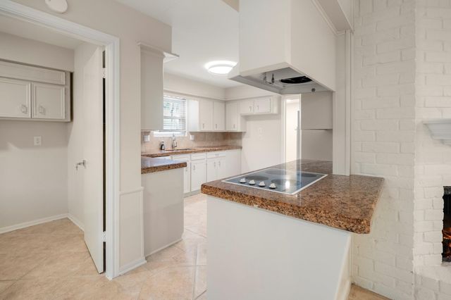 11611 Primwood Drive, Houston, TX 77070