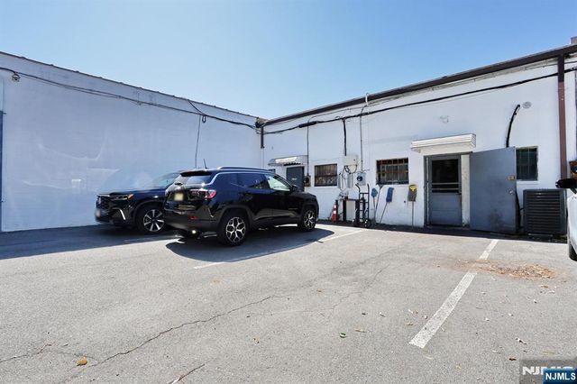 652 Westwood Avenue, River Vale, NJ 07675