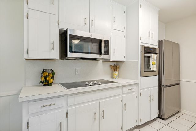 6029 Harrison Way, Watauga, TX 76148