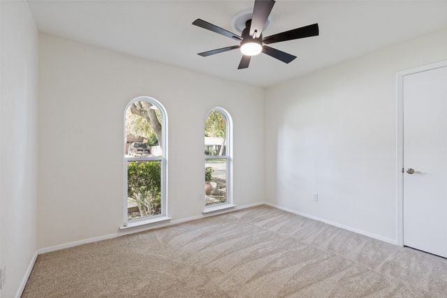 6029 Harrison Way, Watauga, TX 76148