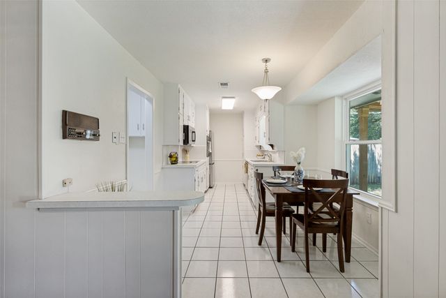 6029 Harrison Way, Watauga, TX 76148