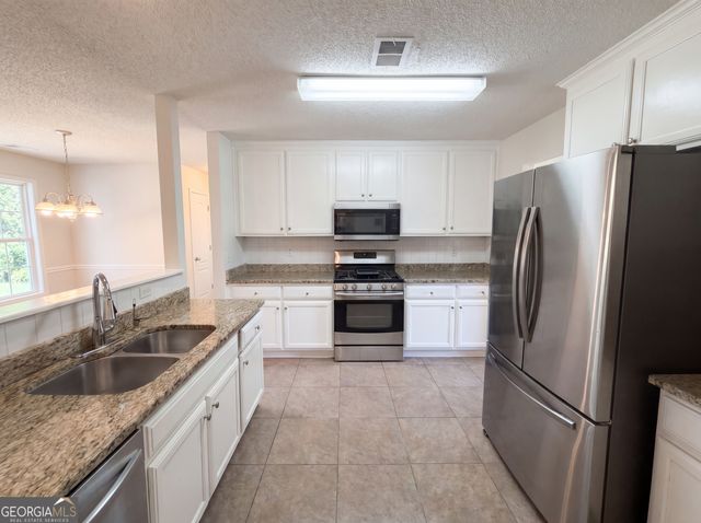 5003 Yankee Doodle Drive, Mcdonough, GA 30252