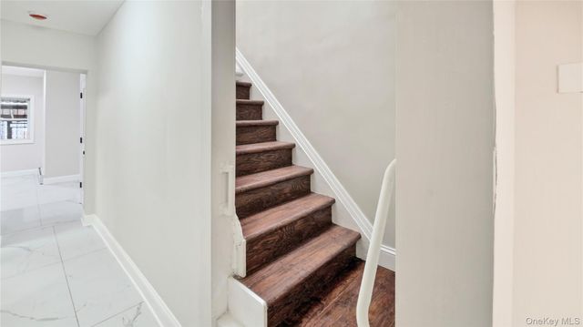 10334 110th Street, Richmond Hill, NY 11419