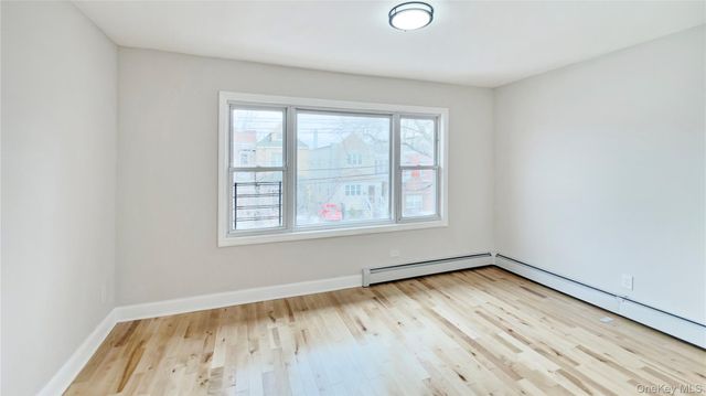 10334 110th Street, Richmond Hill, NY 11419