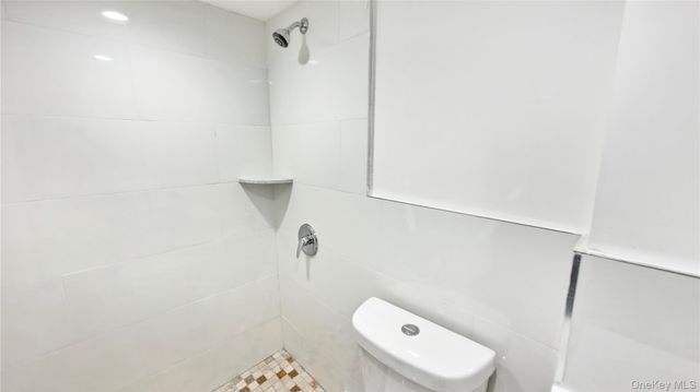 10334 110th Street, Richmond Hill, NY 11419