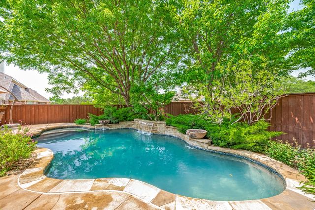881 WILLOWMIST Drive, Prosper, TX 75078