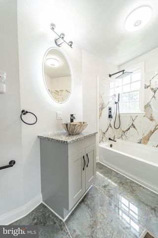 3232 N ROLLING RD, Baltimore, MD 21244