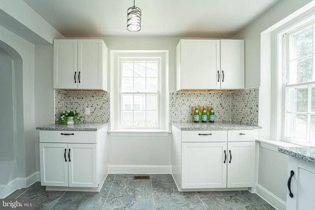 3232 N ROLLING RD, Baltimore, MD 21244