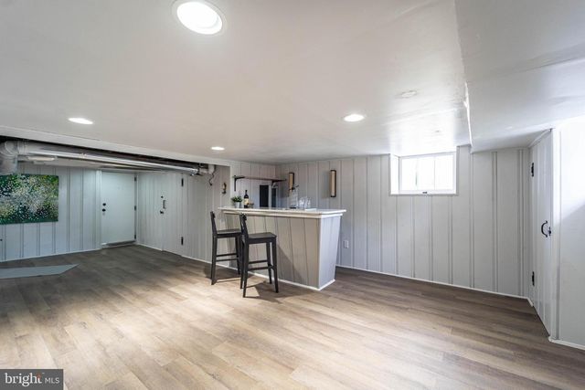 3232 N ROLLING RD, Baltimore, MD 21244