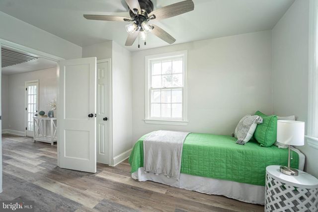 3232 N ROLLING RD, Baltimore, MD 21244