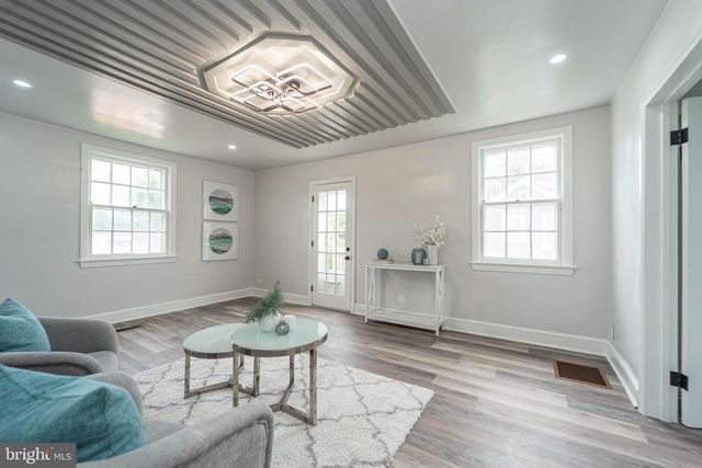 3232 N ROLLING RD, Baltimore, MD 21244