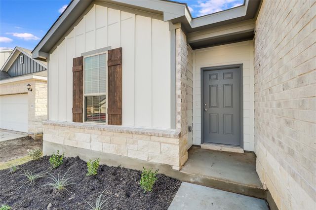 144 Janice RD, Taylor, TX 76574