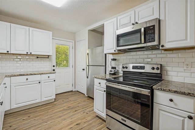 2214 Pine Street, Grand Prairie, TX 75050