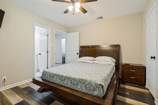 2214 Pine Street, Grand Prairie, TX 75050