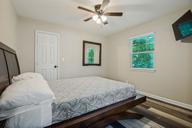 2214 Pine Street, Grand Prairie, TX 75050