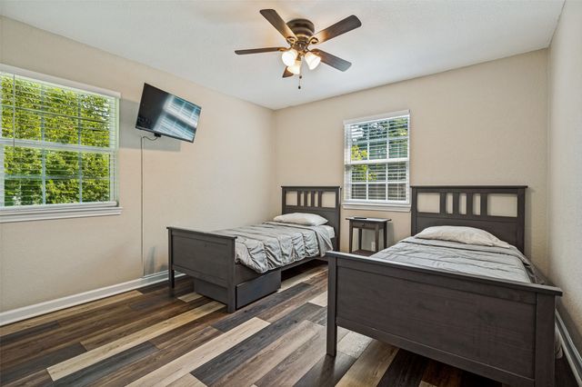 2214 Pine Street, Grand Prairie, TX 75050