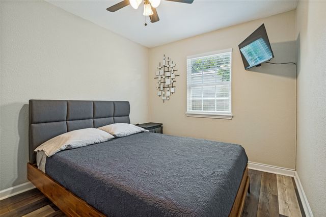 2214 Pine Street, Grand Prairie, TX 75050