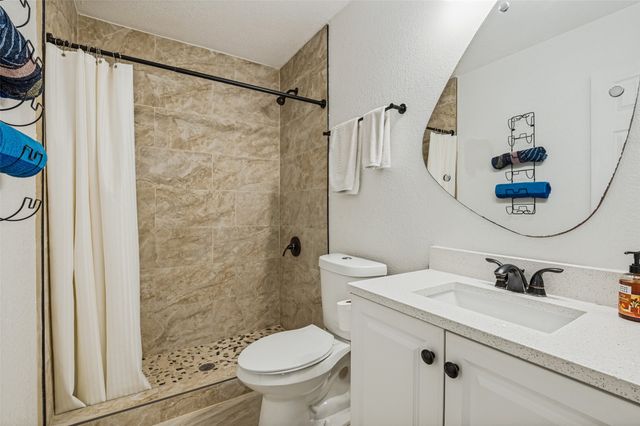 2214 Pine Street, Grand Prairie, TX 75050
