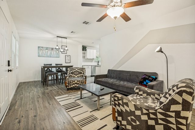 2214 Pine Street, Grand Prairie, TX 75050