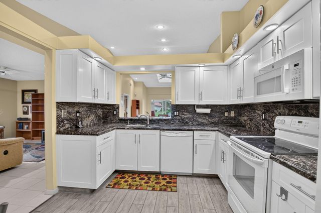 6367 Pointe Pleasant Circle, Delray Beach, FL 33484