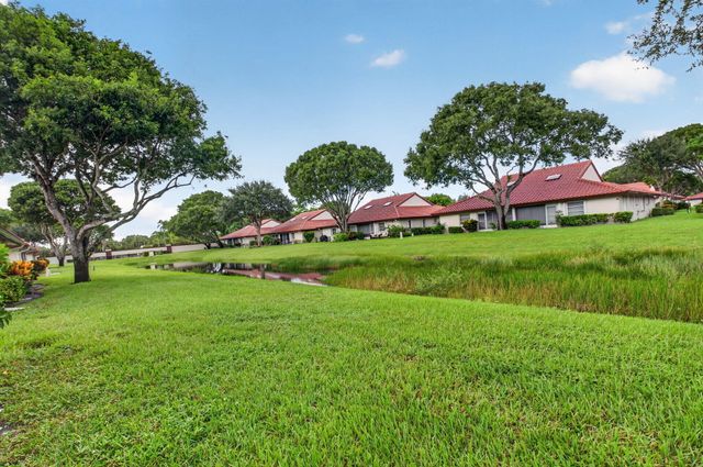 6367 Pointe Pleasant Circle, Delray Beach, FL 33484