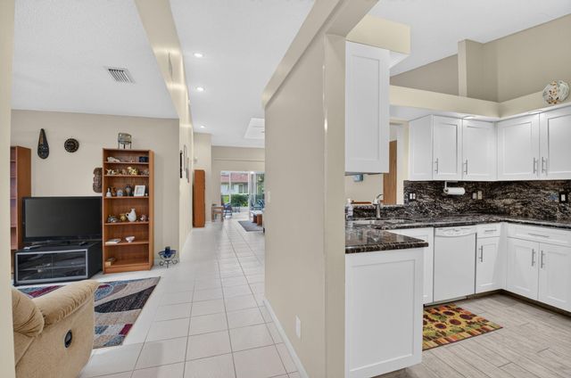 6367 Pointe Pleasant Circle, Delray Beach, FL 33484
