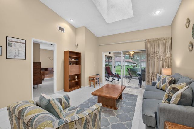 6367 Pointe Pleasant Circle, Delray Beach, FL 33484