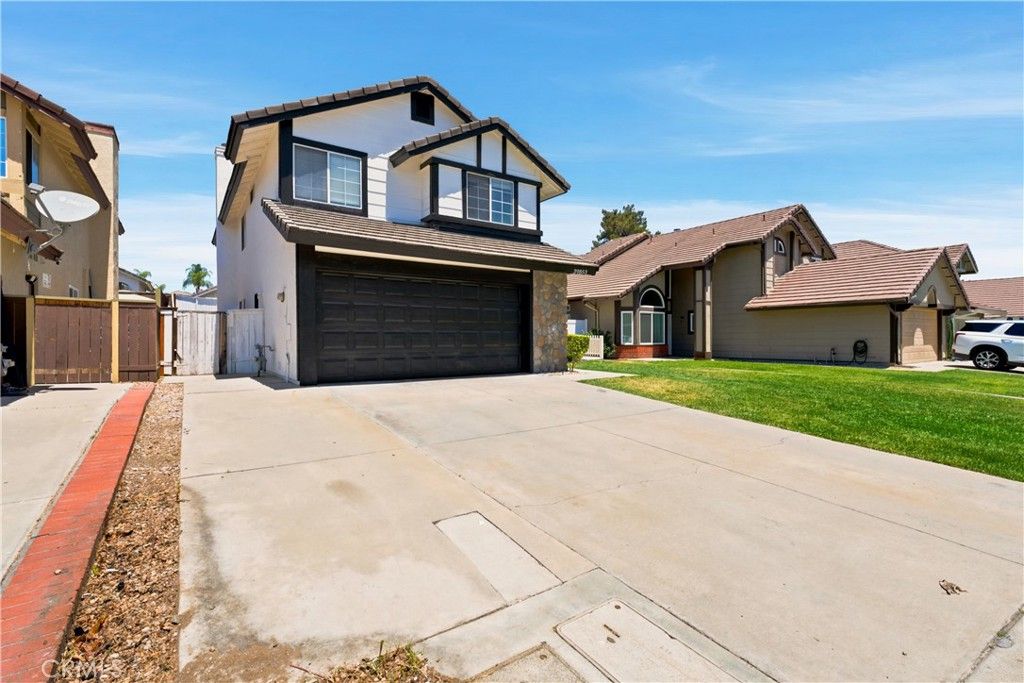 Image 4 of property listing at 39853 Teal Drive, Murrieta, CA 92562