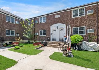 255-10 61st Avenue #3-907, Little Neck, NY 11362