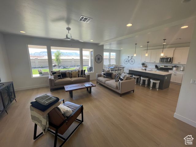 813 W RUST DR, St. George, UT 84790