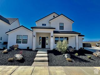 813 W RUST DR, St. George, UT 84790