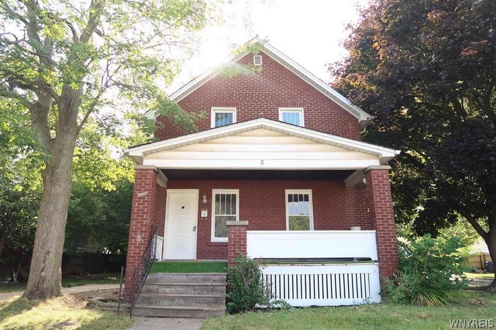 260 70th Street, Niagara Falls, NY 14304