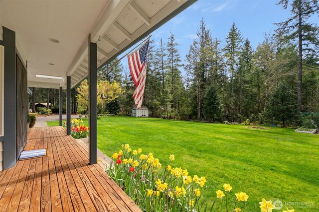 5623 NW Millglade Lane, Bremerton, WA 98312