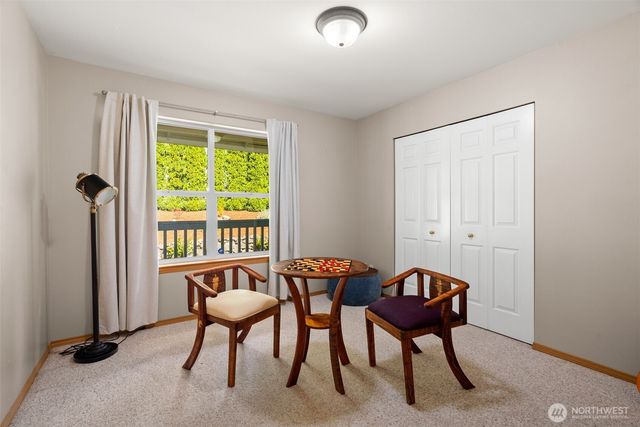 5623 NW Millglade Lane, Bremerton, WA 98312